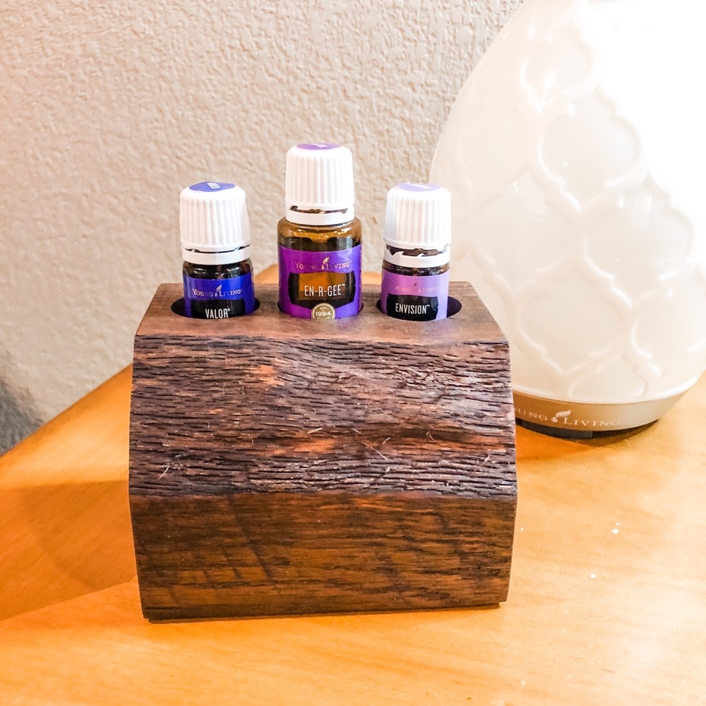 Essential Oil Wood Holder